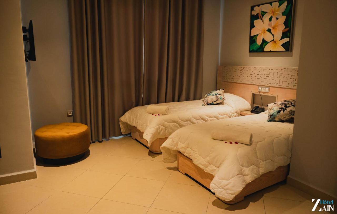 Zain Hotel M'dik Luaran gambar